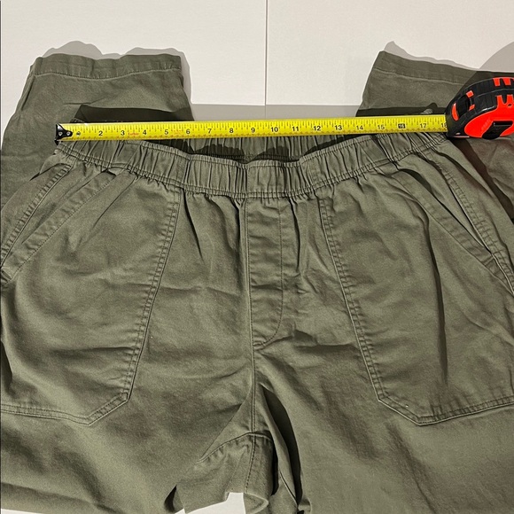 Old Navy High Rise Pulla Comfort Waistband XL Utility Cargo Pants Olive Green - Picture 3 of 8